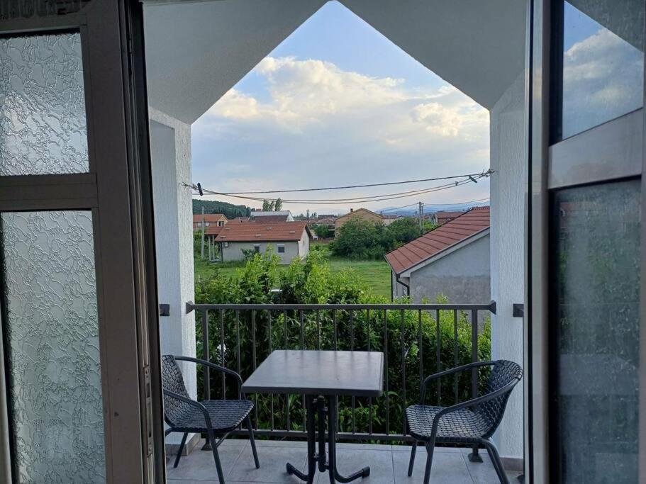 Cozy, Fully Equipped, Free Parking&Wifi, Quiet, 2Bd Apartment Podgorica Bagian luar foto