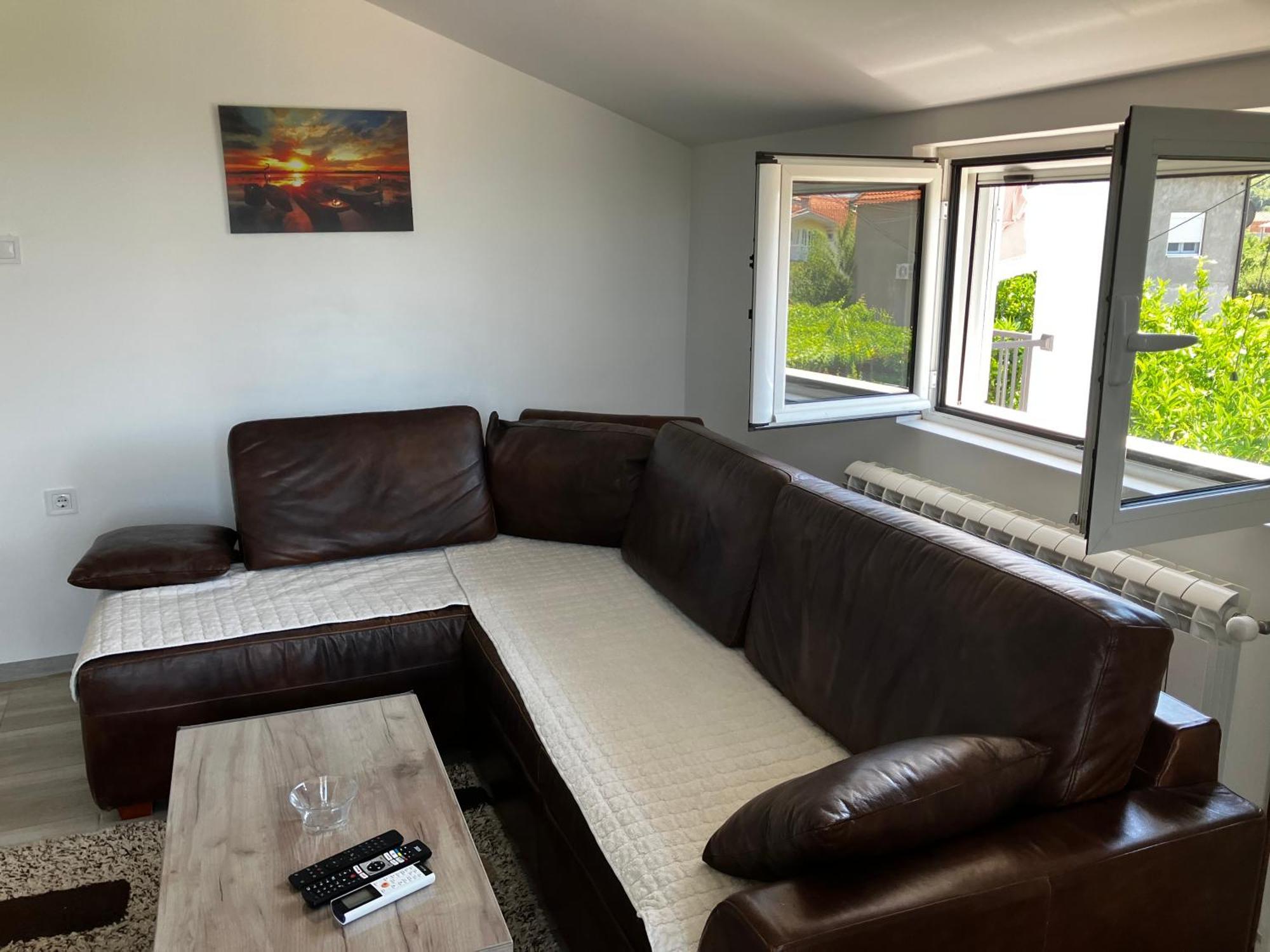 Cozy, Fully Equipped, Free Parking&Wifi, Quiet, 2Bd Apartment Podgorica Bagian luar foto