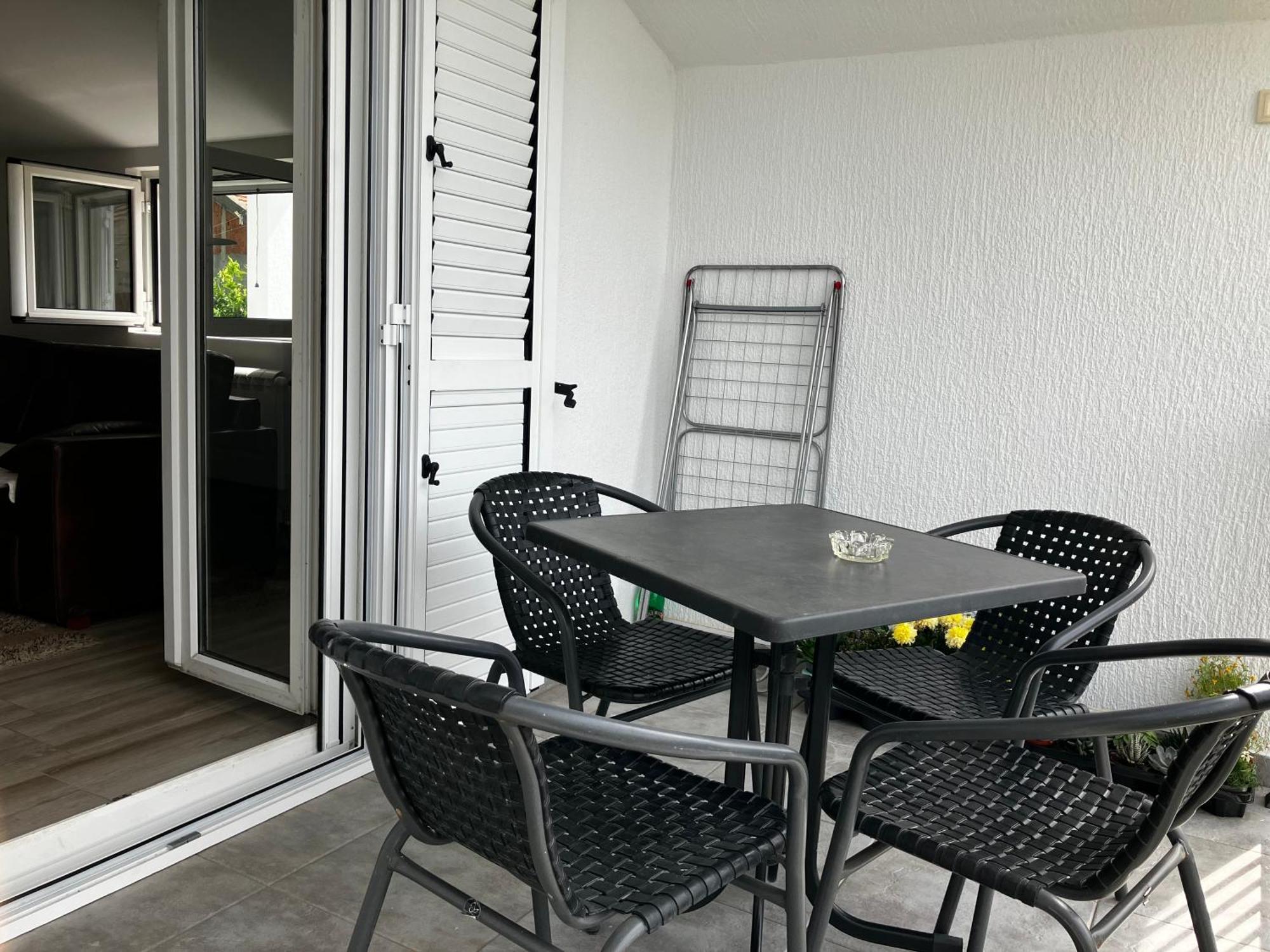Cozy, Fully Equipped, Free Parking&Wifi, Quiet, 2Bd Apartment Podgorica Bagian luar foto