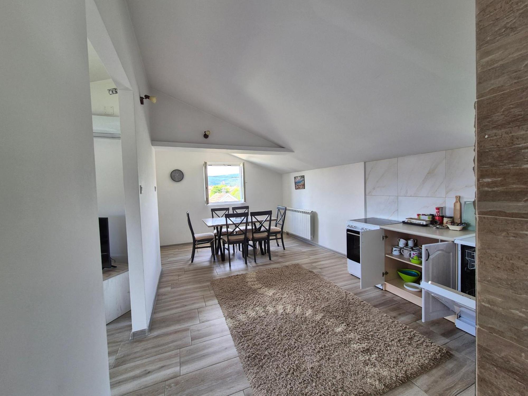 Cozy, Fully Equipped, Free Parking&Wifi, Quiet, 2Bd Apartment Podgorica Bagian luar foto