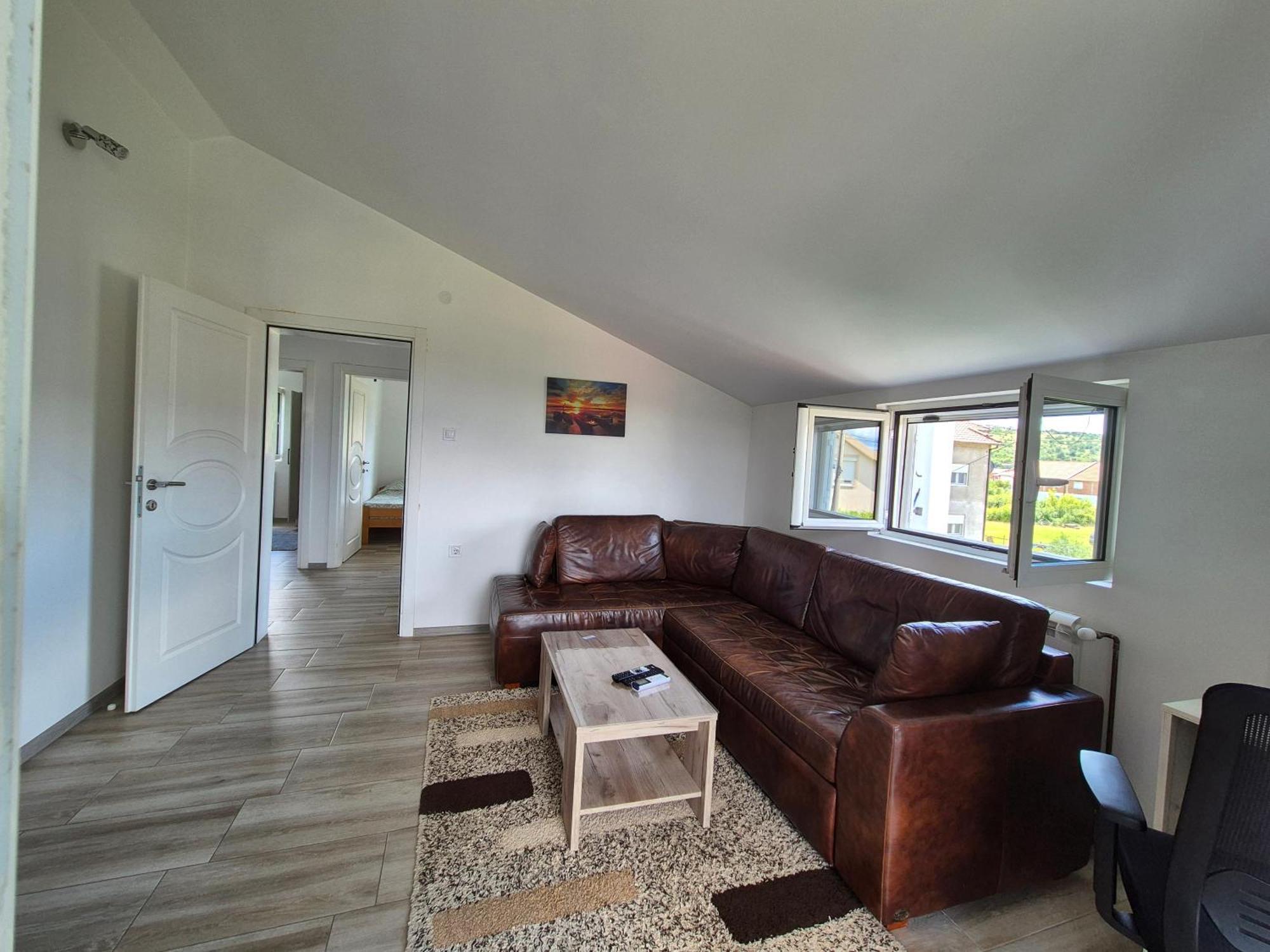 Cozy, Fully Equipped, Free Parking&Wifi, Quiet, 2Bd Apartment Podgorica Bagian luar foto